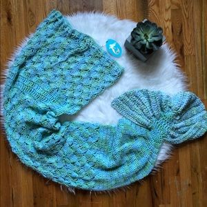 NWT Mermaid Tail Crochet Throw/Blanket